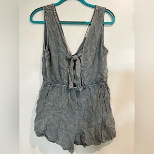 Mahina Woman’s Denim Shorts Romper with Tie Front Size Large